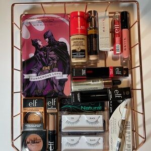 Makeup Bundle E.l.f,‎ Revolution, Covergirl, Joe Blasco, Mally,Ardell.